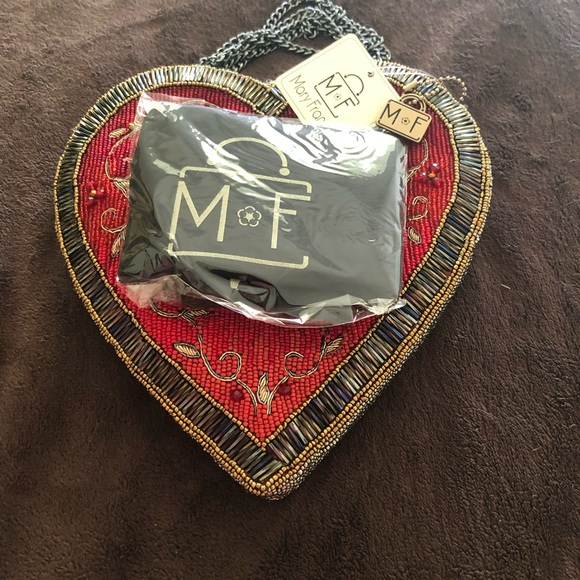 NWT Mary Frances red beaded Kind Heart handbag crossbody [Firm] - Picture 6 of 6